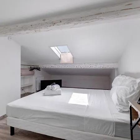 Apartament Centre Cannes, Rue D'antibes Cannes